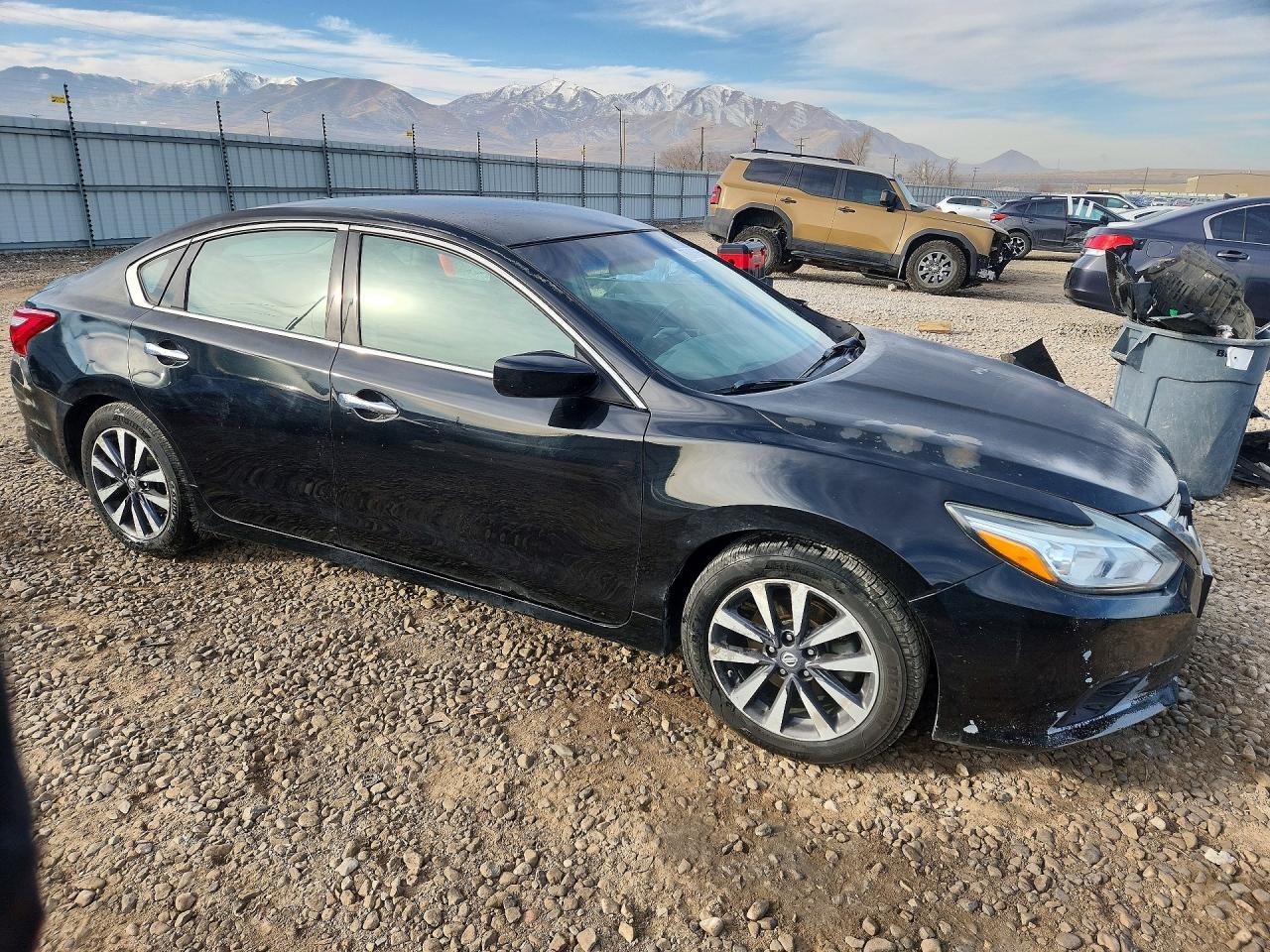 2017 NISSAN ALTIMA