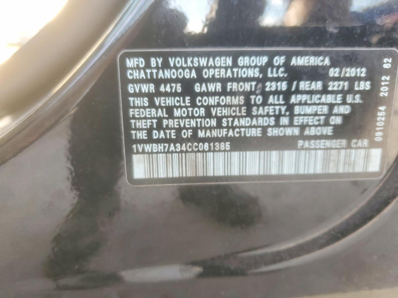 2012 VOLKSWAGEN Passat