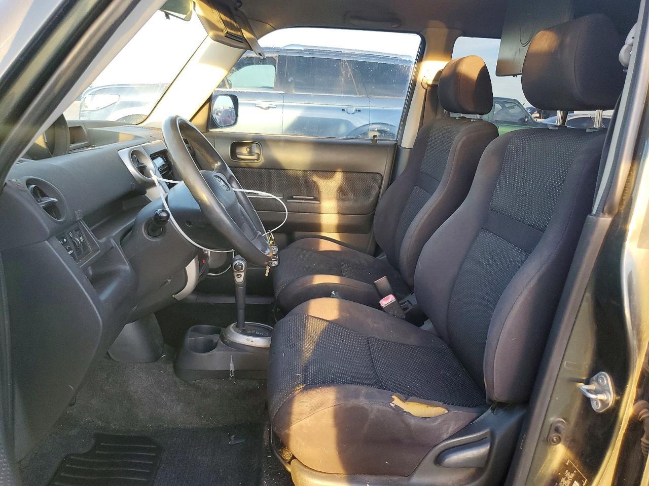 2005 SCION xB