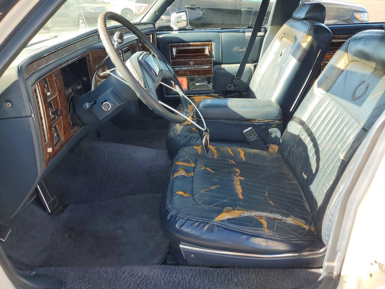 1991 CADILLAC Brougham