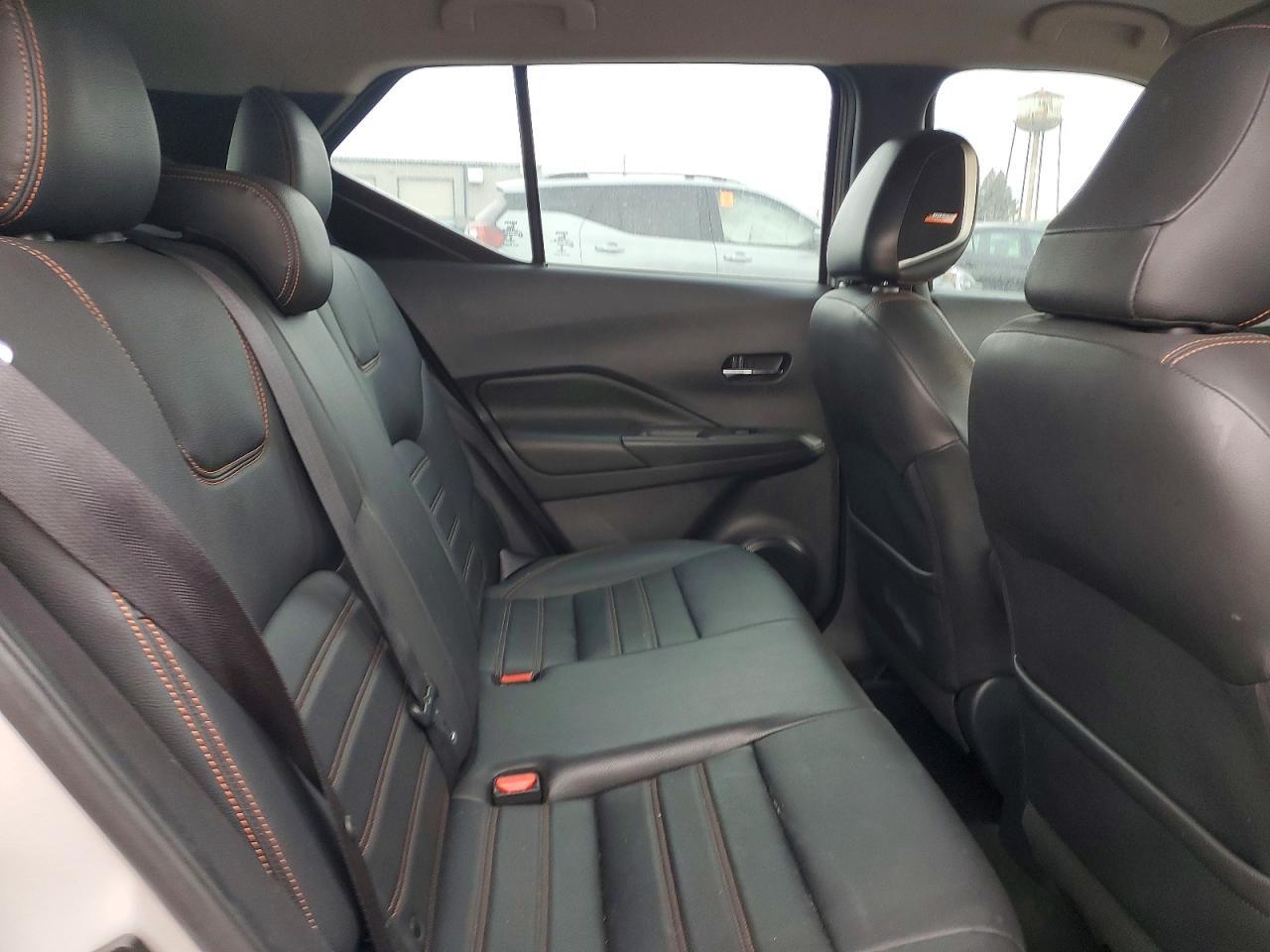 2019 NISSAN KICKS