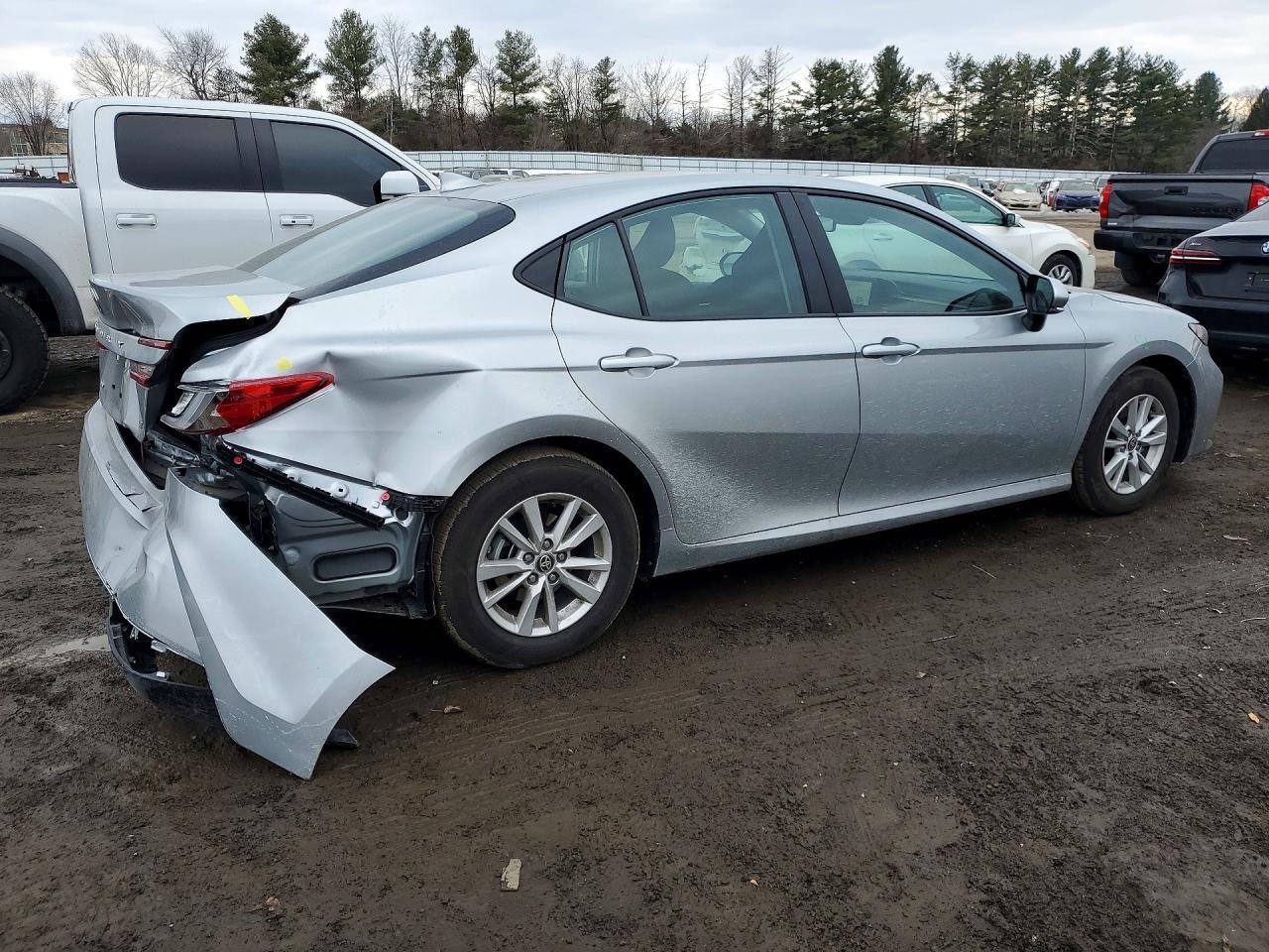 2025 TOYOTA CAMRY