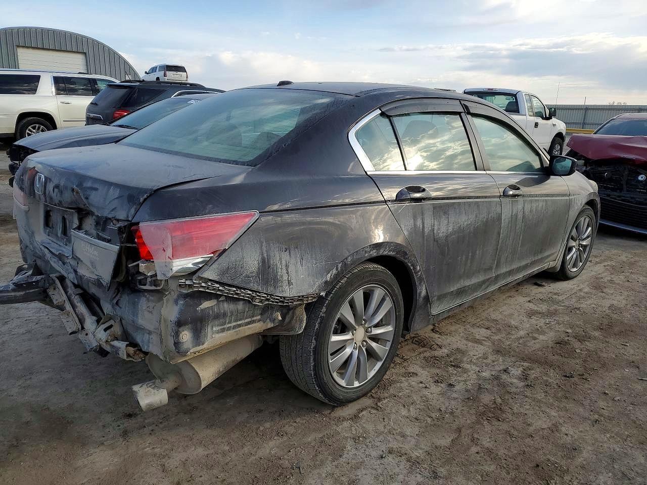 2011 HONDA ACCORD