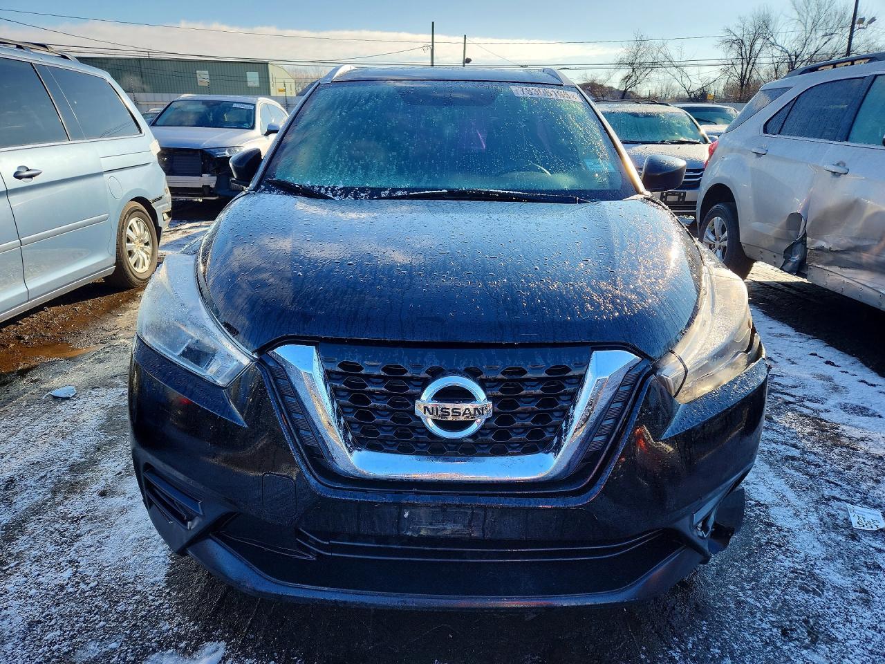 2019 NISSAN KICKS