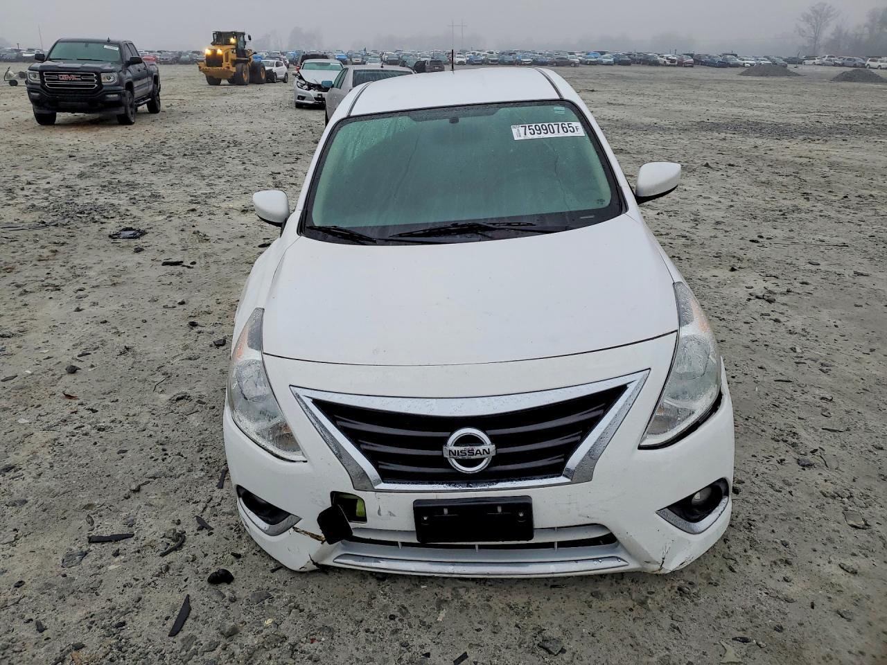 2018 NISSAN VERSA