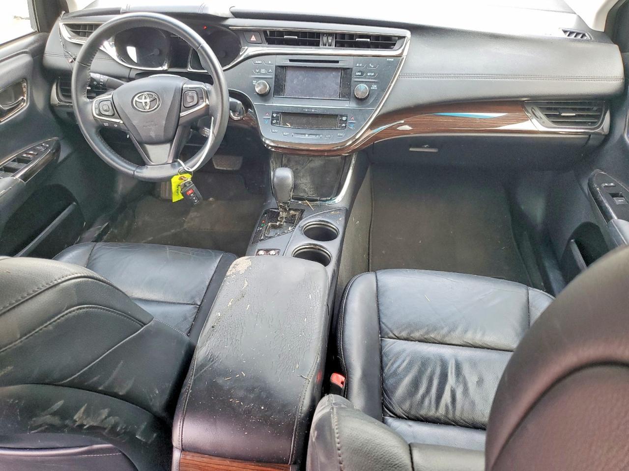 2013 TOYOTA Avalon