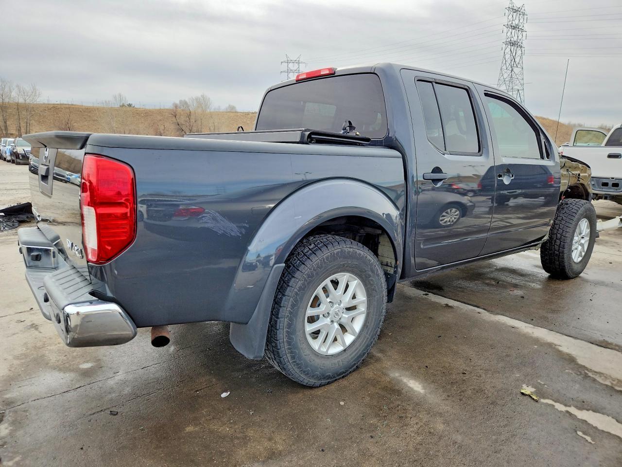2013 NISSAN Frontier