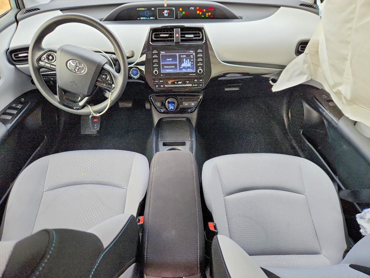 2022 TOYOTA PRIUS