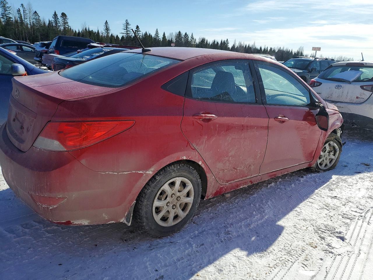 2012 HYUNDAI ACCENT
