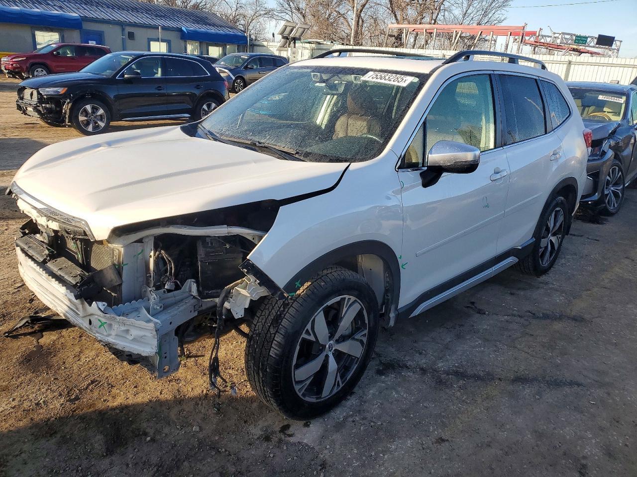 2020 SUBARU FORESTER