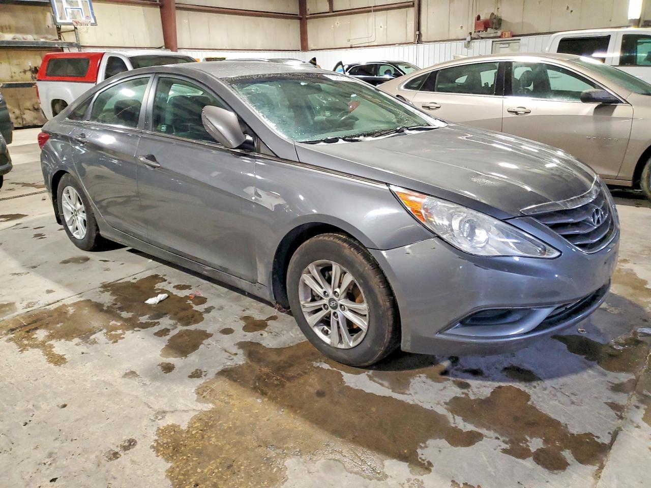 2011 HYUNDAI SONATA