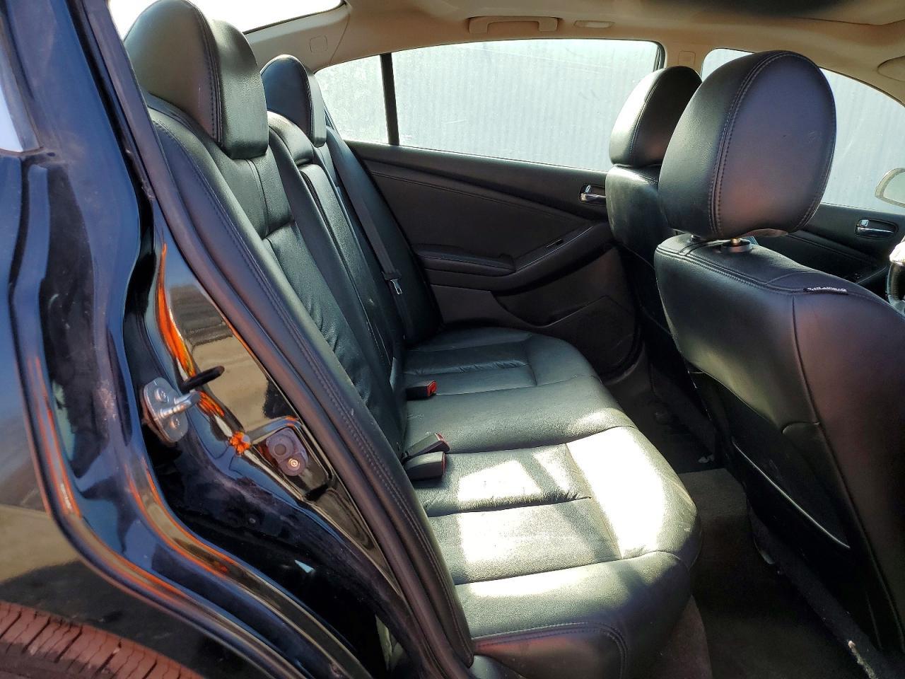 2011 NISSAN ALTIMA
