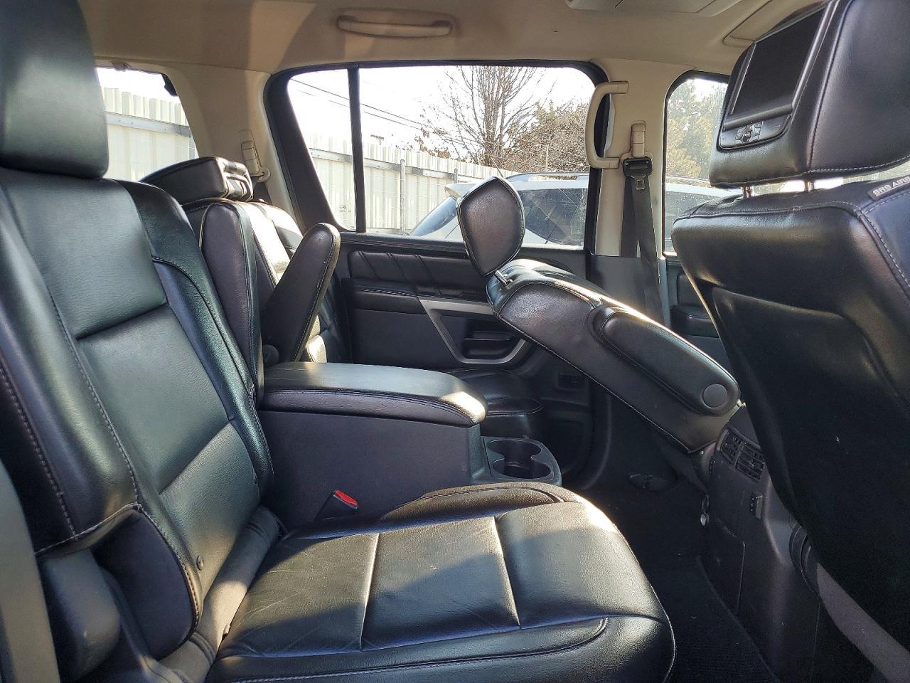 2015 NISSAN Armada