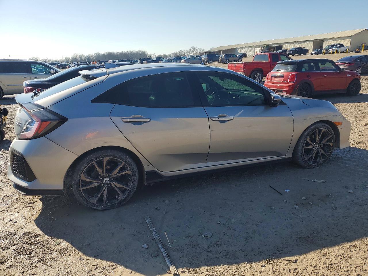 2018 HONDA CIVIC