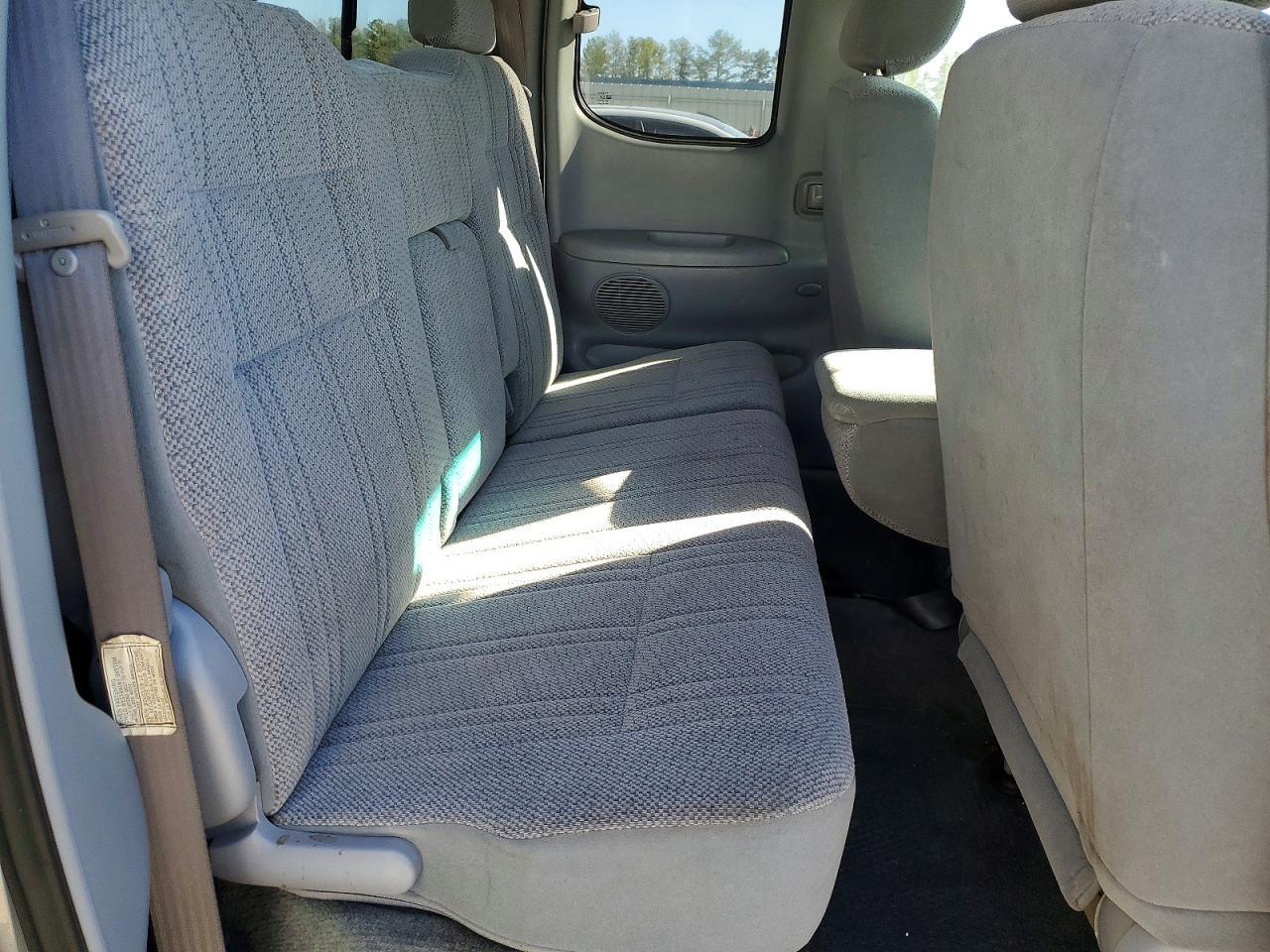 2002 TOYOTA TUNDRA