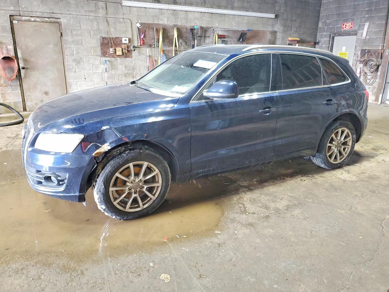 2009 AUDI Q5