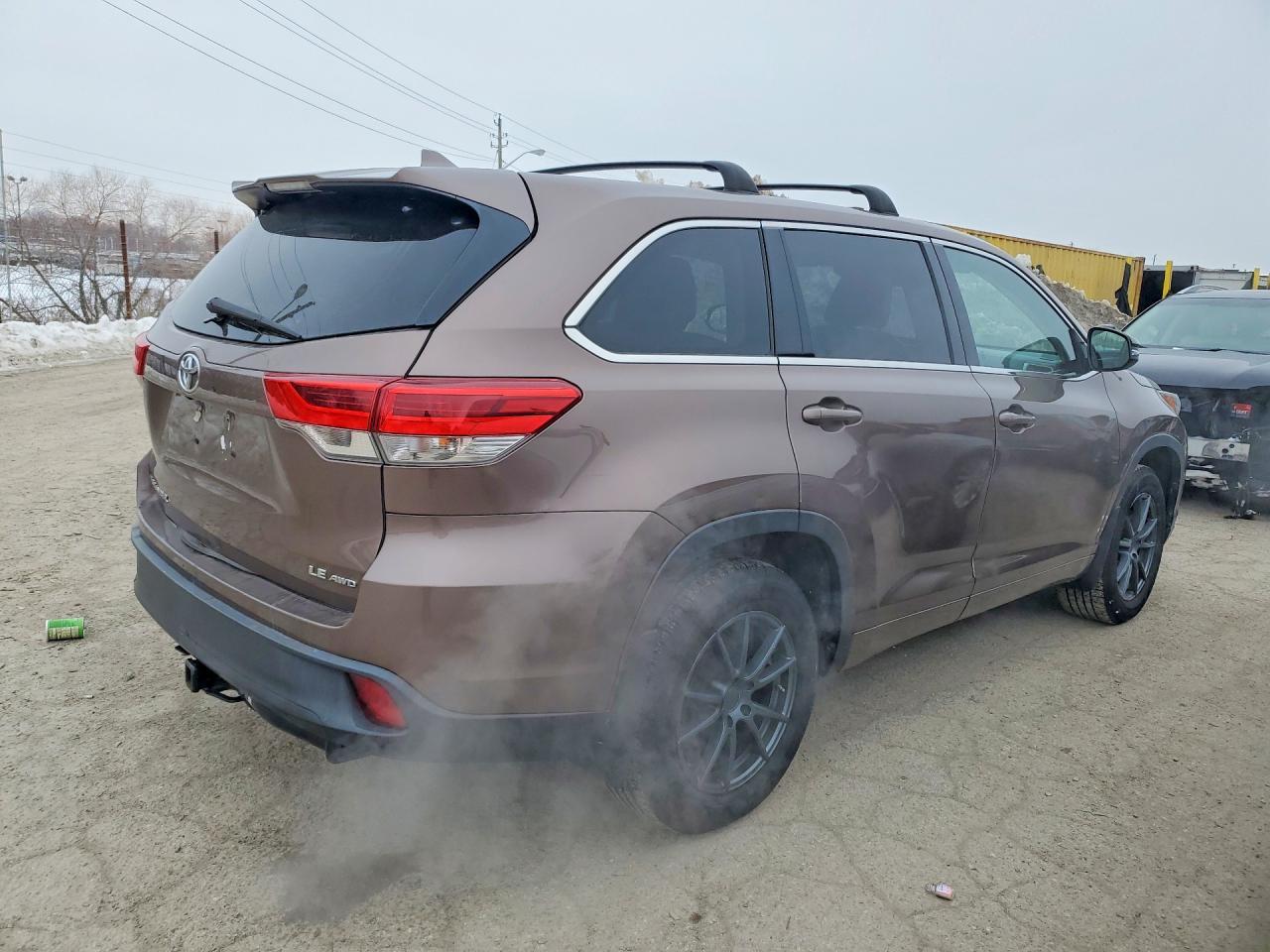 2017 TOYOTA HIGHLANDER