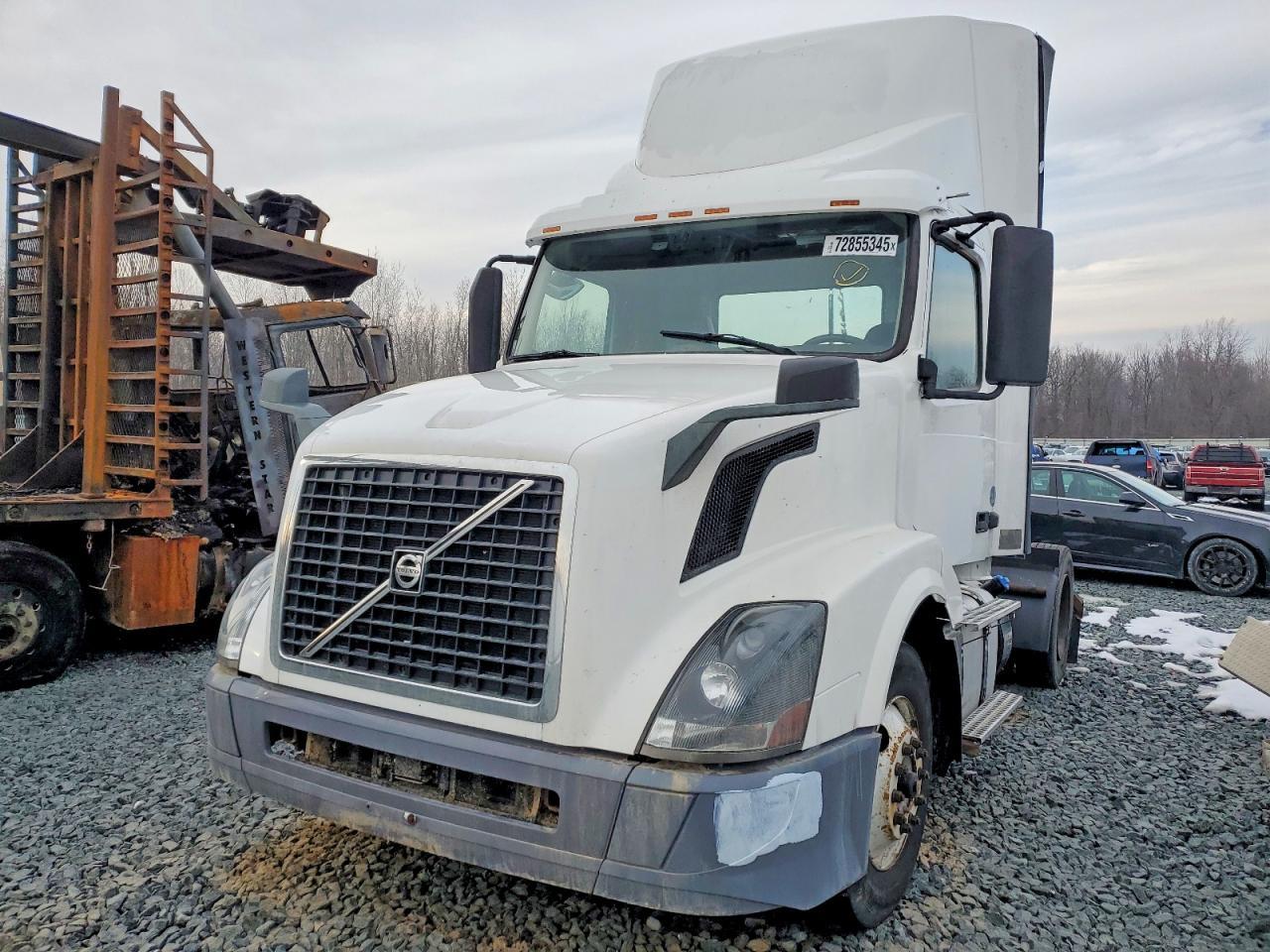 2018 VOLVO VNL