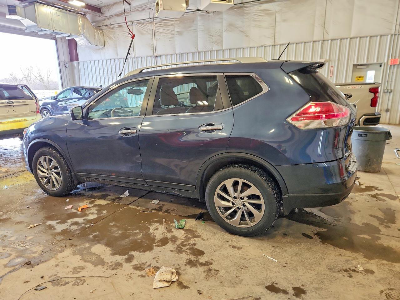 2014 NISSAN ROGUE