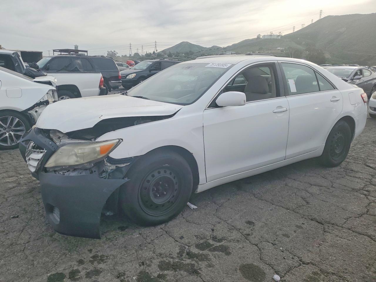 2011 TOYOTA CAMRY