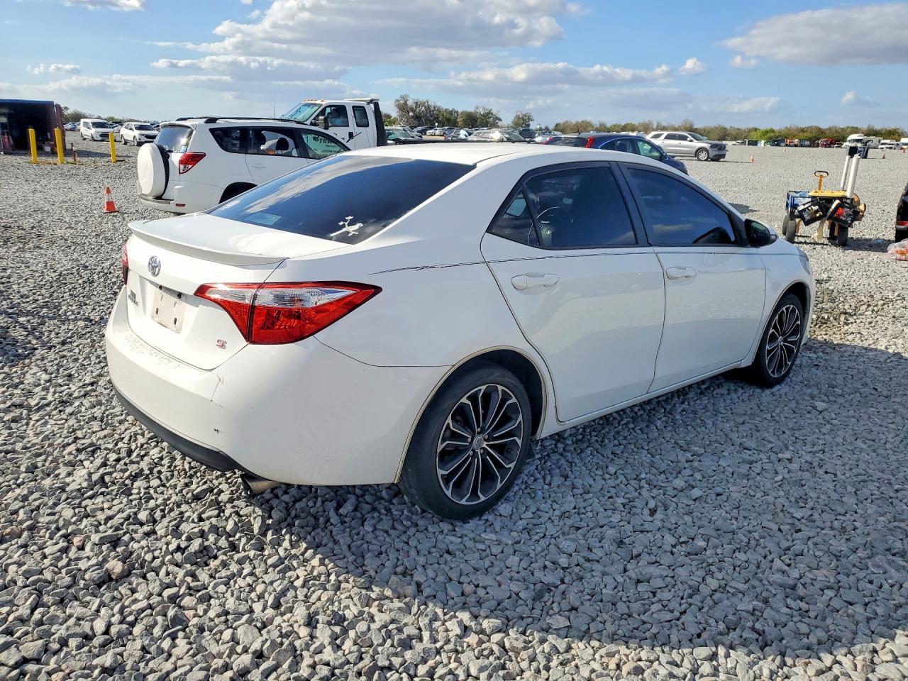 2014 TOYOTA COROLLA