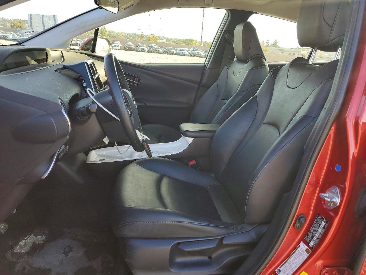 2017 TOYOTA PRIUS