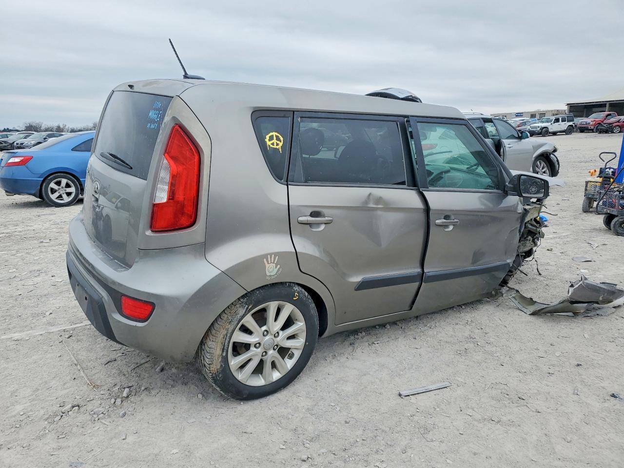 2013 KIA SOUL