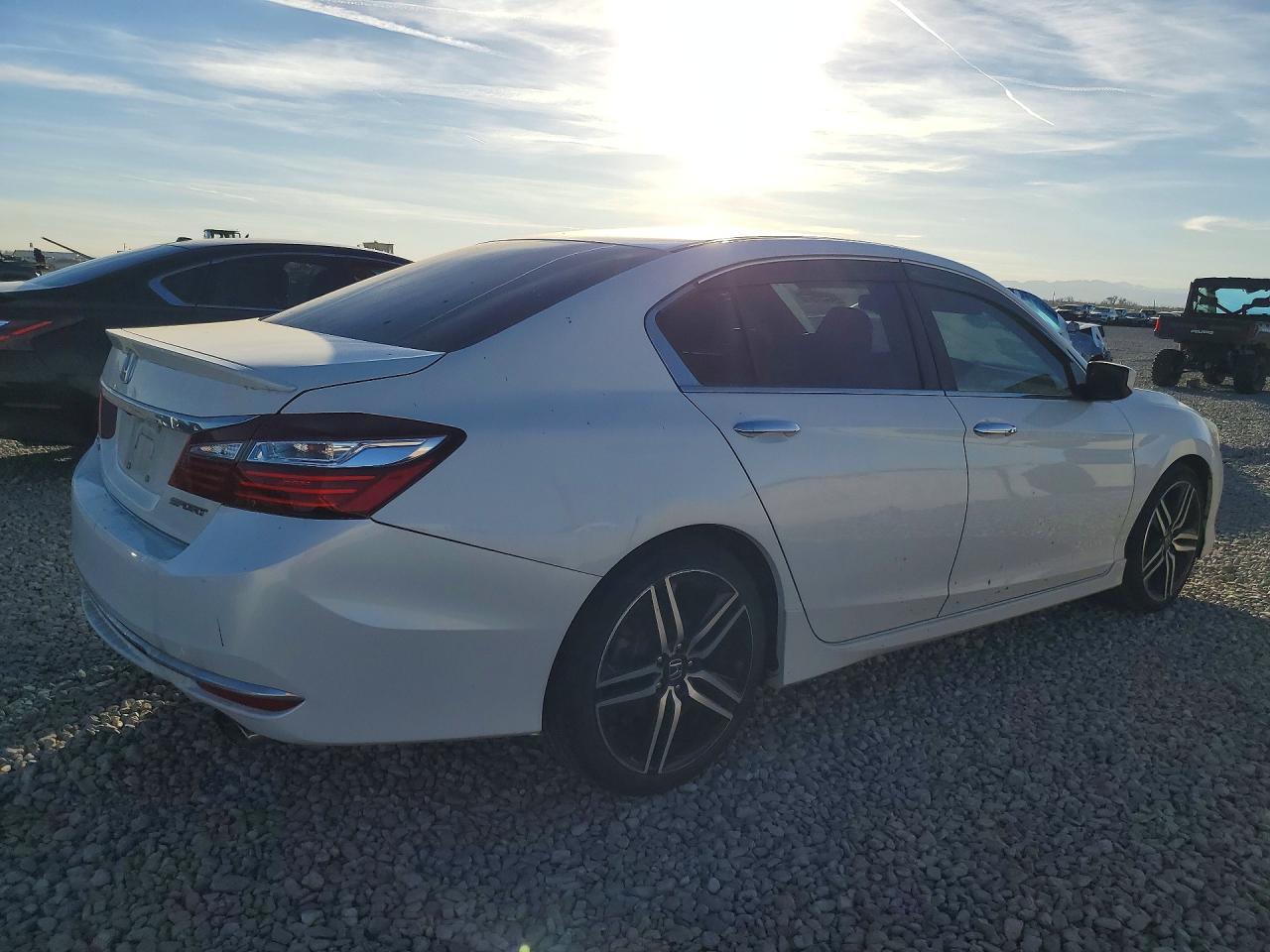 2017 HONDA ACCORD