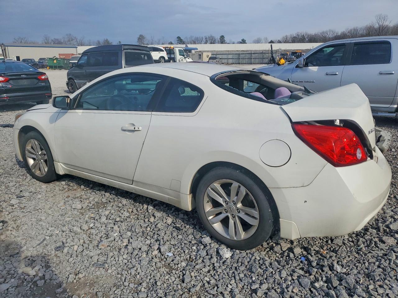2012 NISSAN ALTIMA