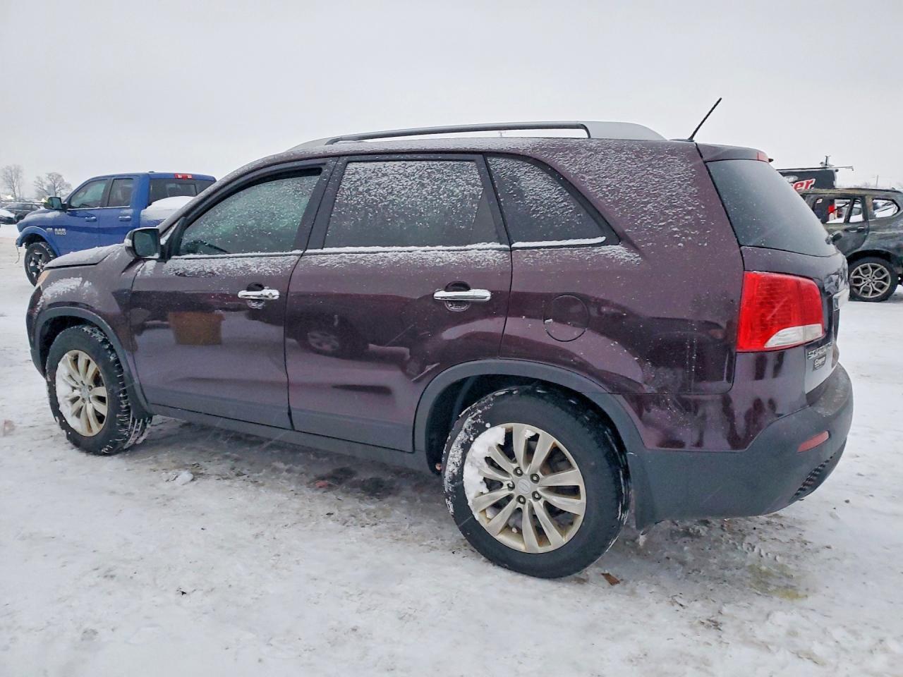 2011 KIA SORENTO