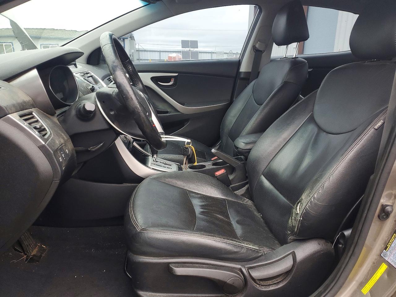 2012 HYUNDAI ELANTRA