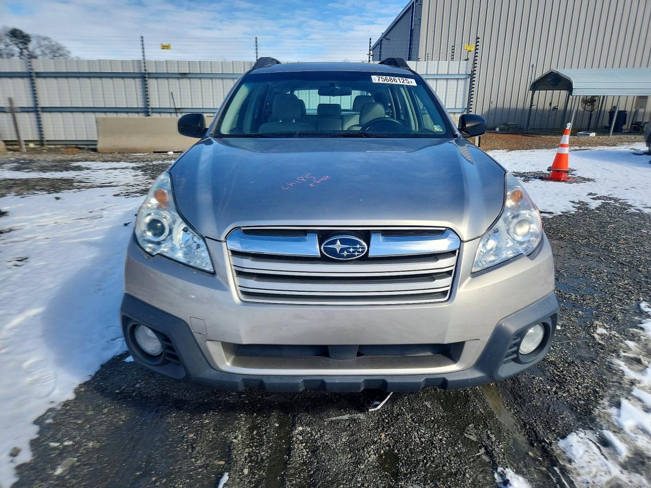 2014 SUBARU Outback