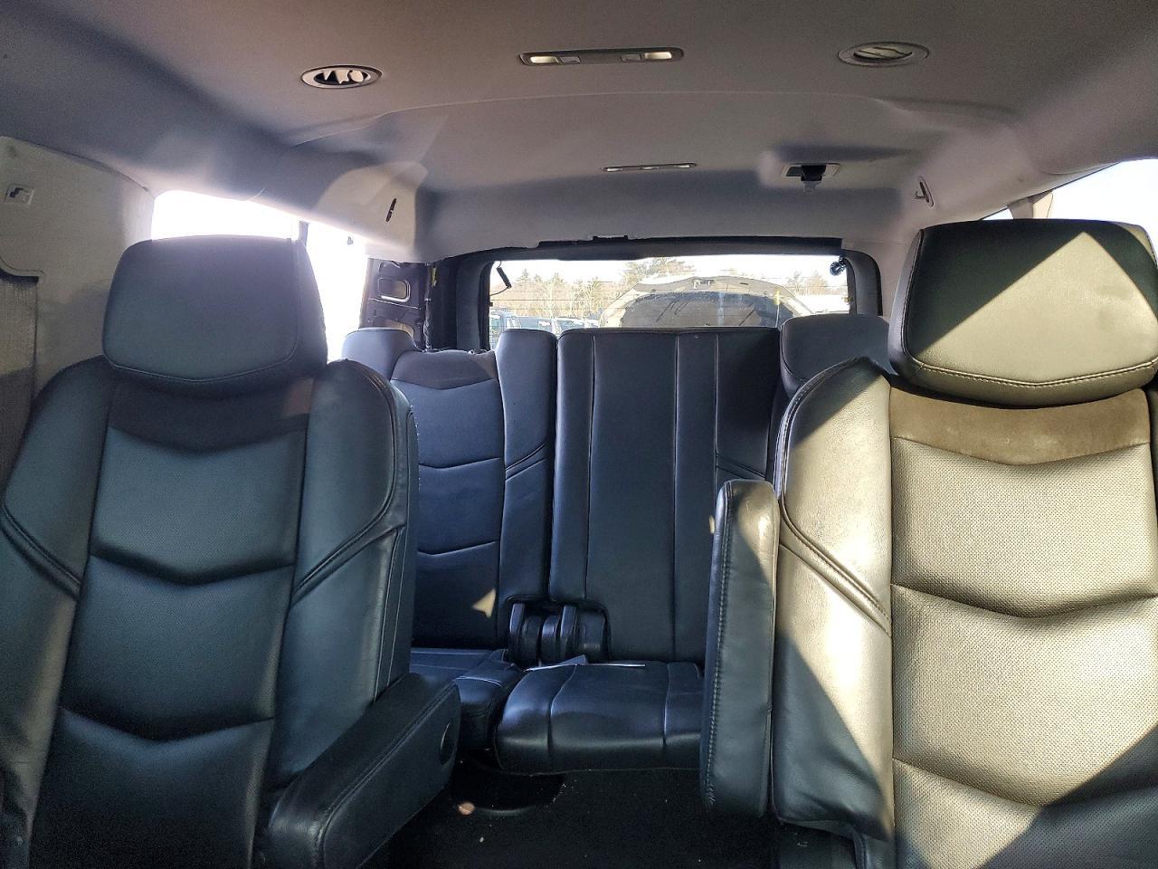 2015 CADILLAC Escalade ESV