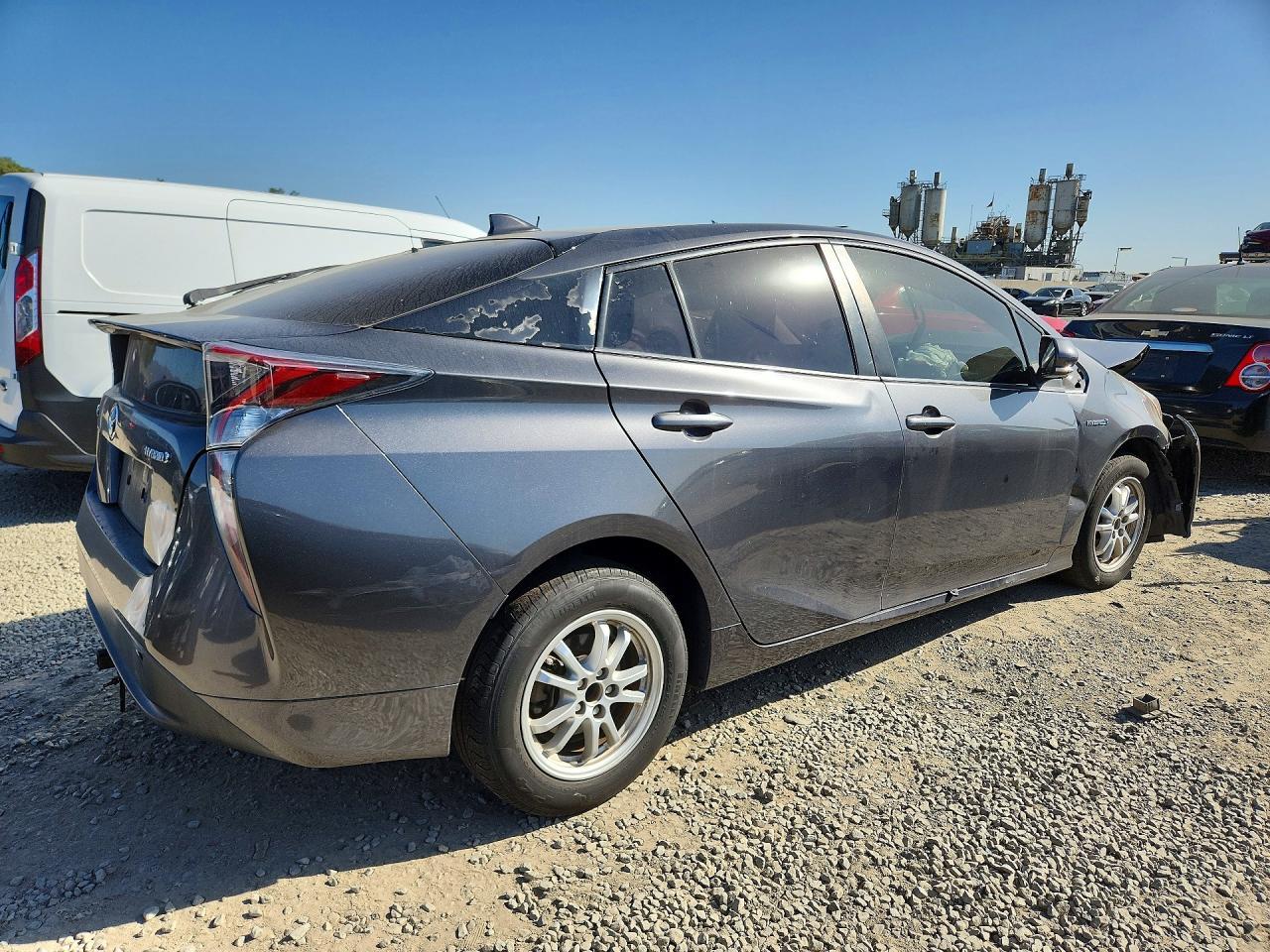 2017 TOYOTA PRIUS