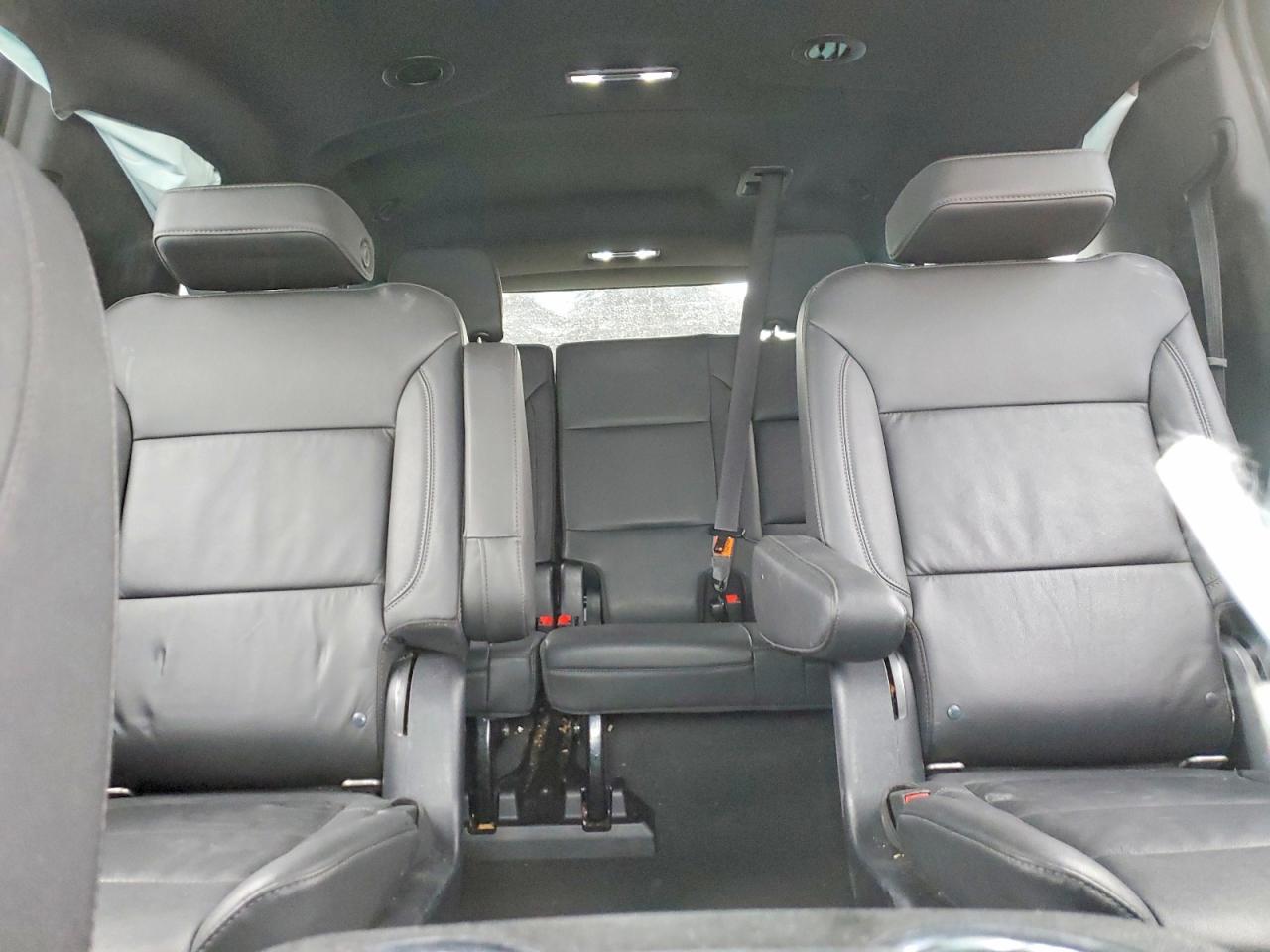 2022 CHEVROLET Suburban