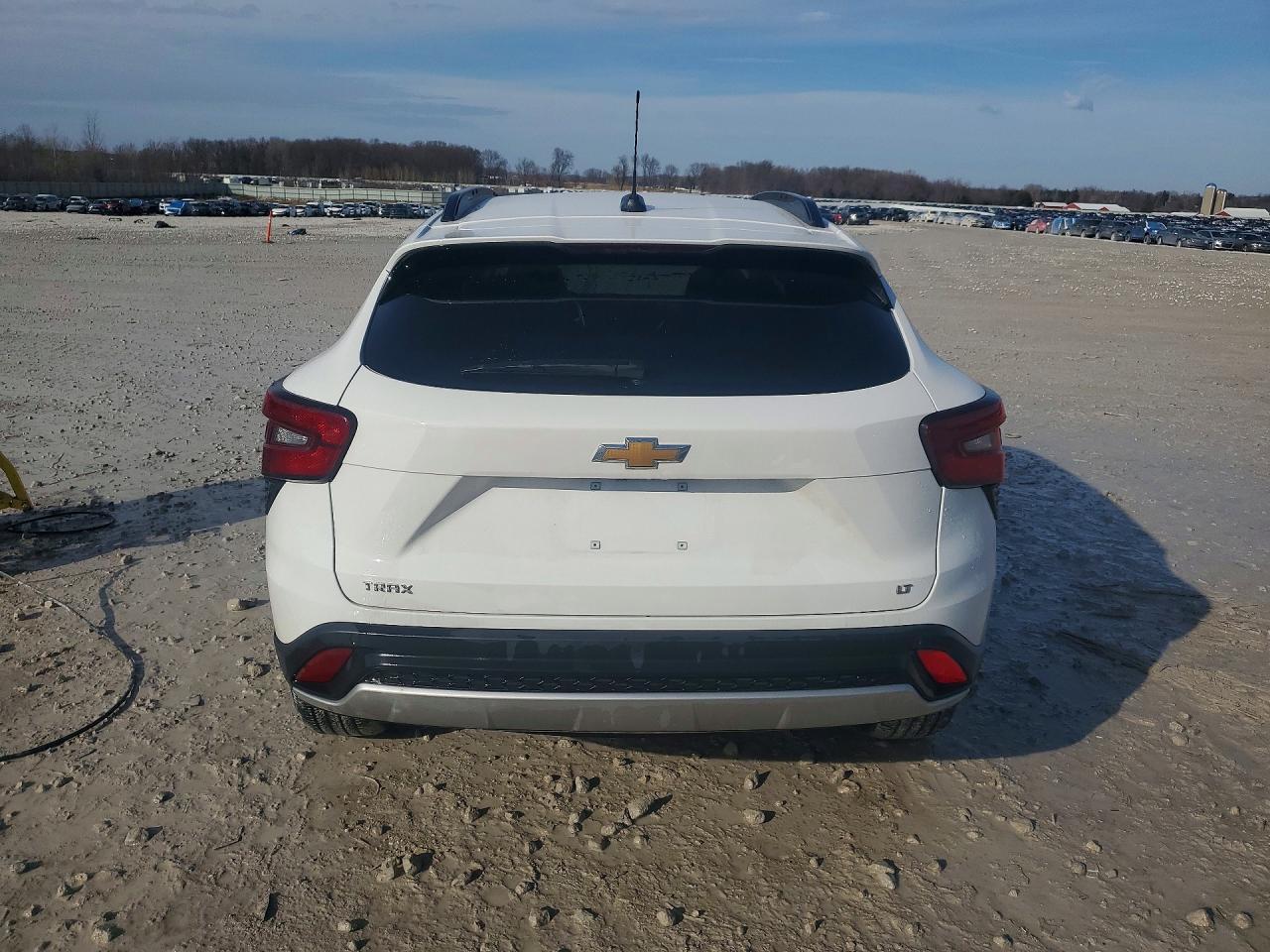 2025 CHEVROLET TRAX