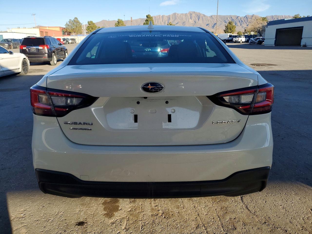 2025 SUBARU Legacy