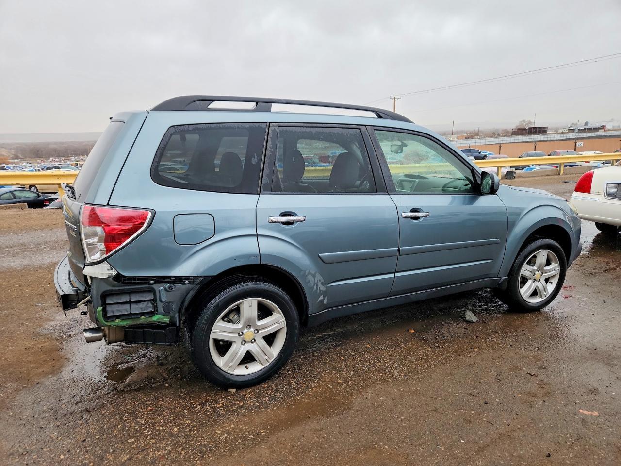 2010 SUBARU FORESTER