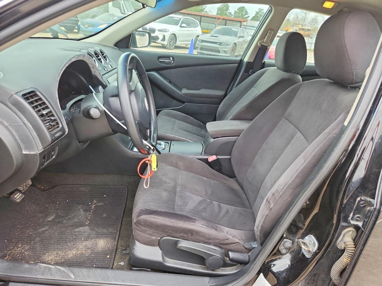 2010 NISSAN ALTIMA