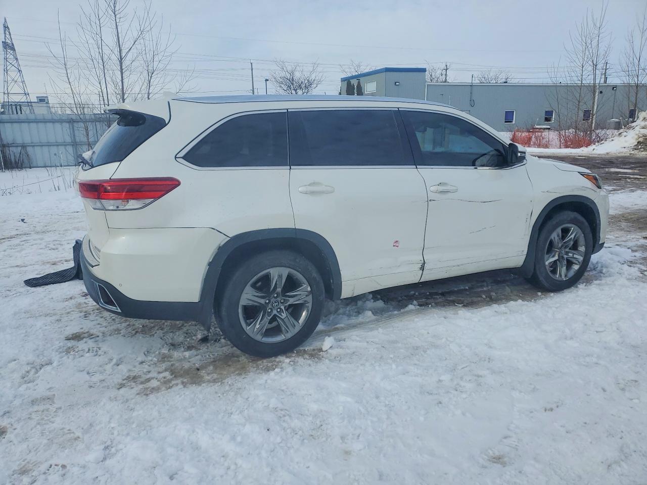 2018 TOYOTA HIGHLANDER