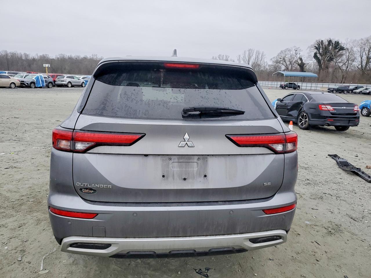 2022 MITSUBISHI outlander
