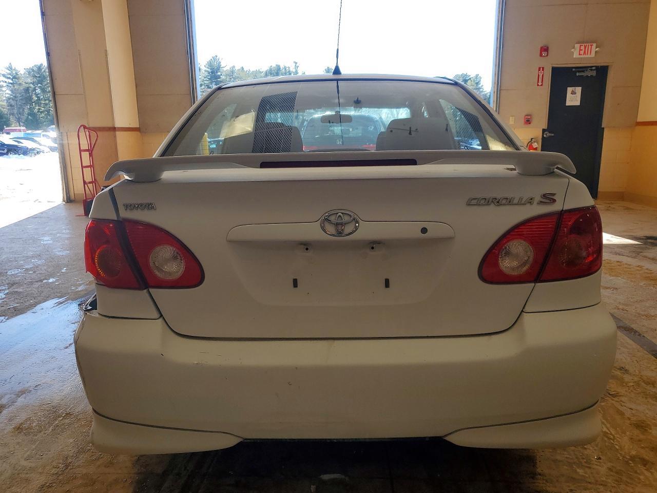 2004 TOYOTA COROLLA