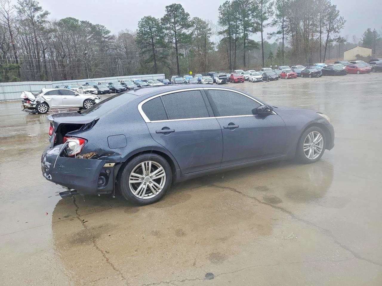 2012 INFINITI G37