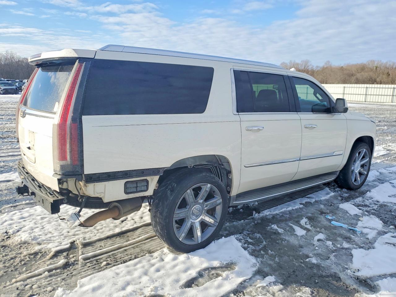 2015 CADILLAC Escalade ESV