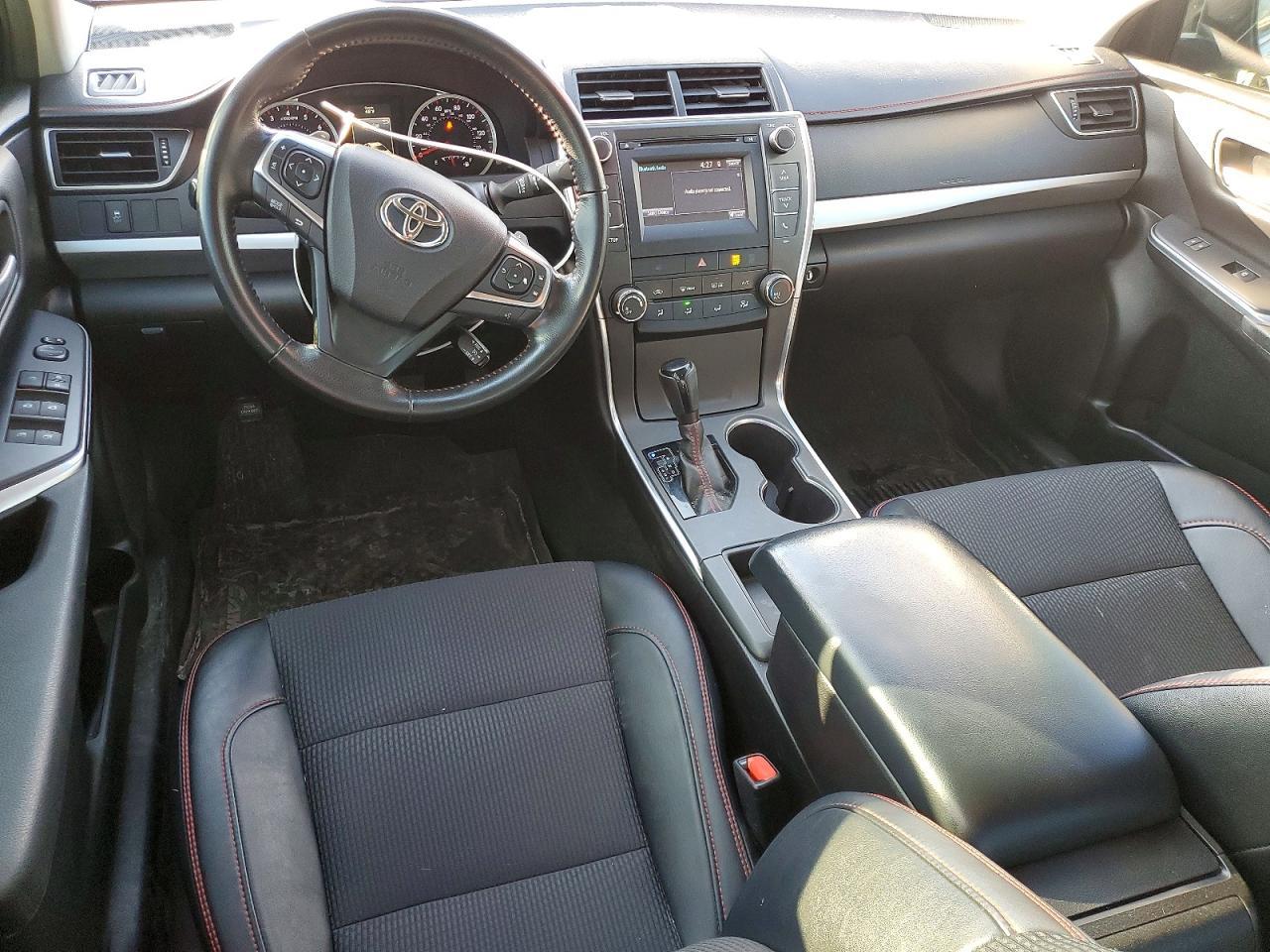 2017 TOYOTA CAMRY