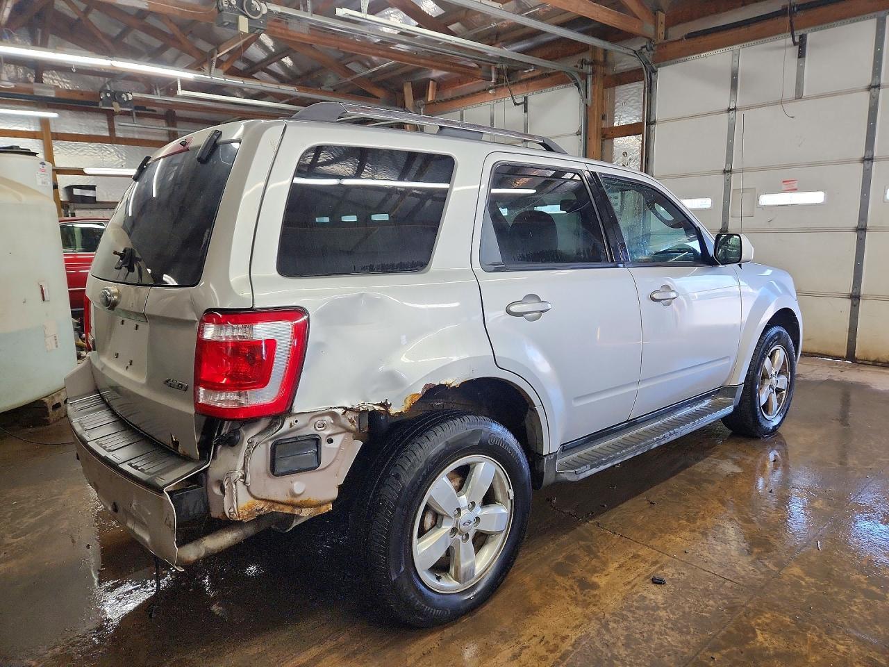 2009 FORD ESCAPE