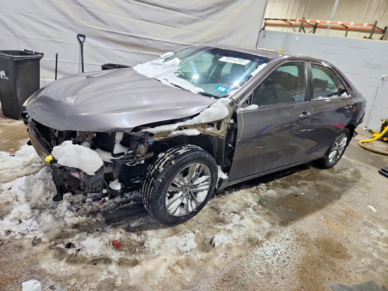 2015 TOYOTA CAMRY
