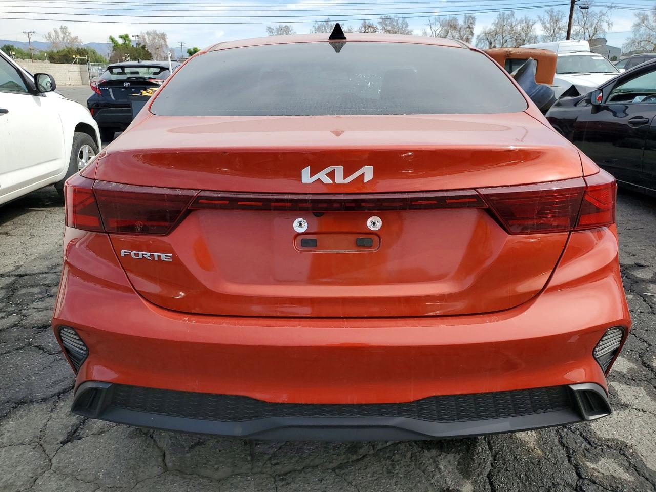 2023 KIA FORTE