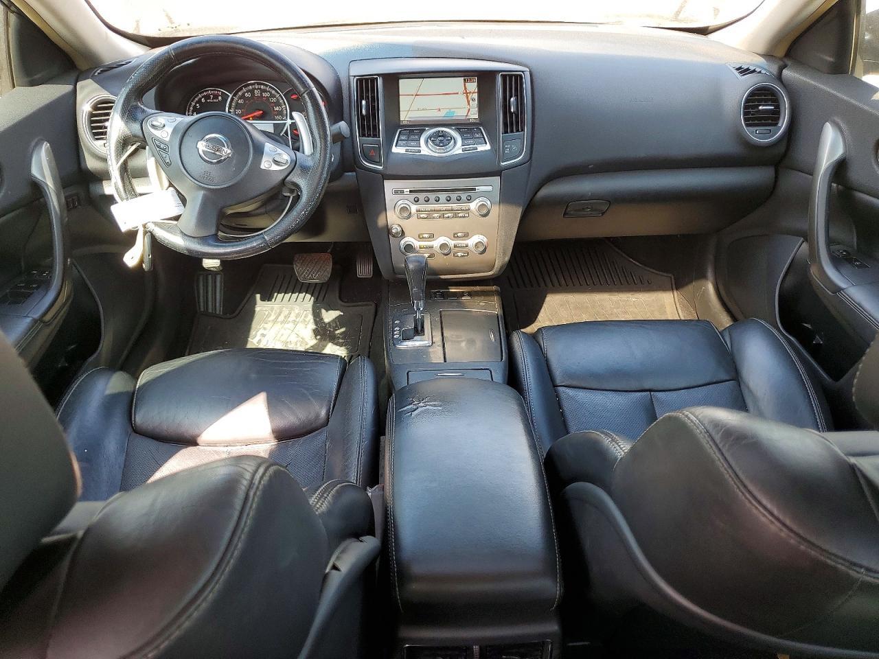 2014 NISSAN Maxima