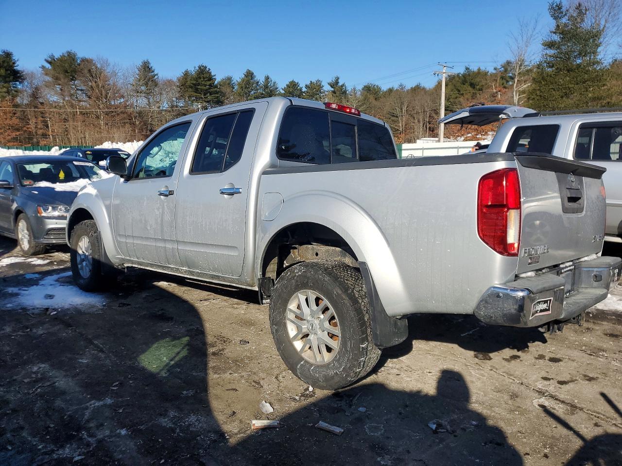 2016 NISSAN Frontier